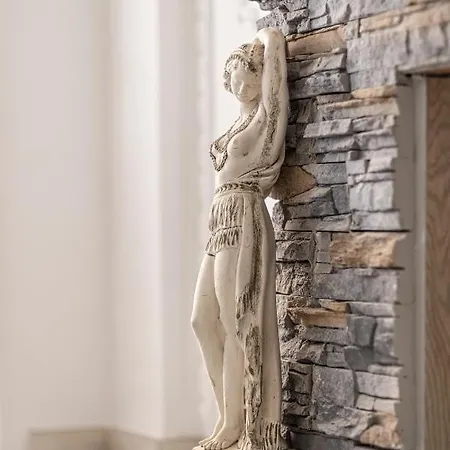 Versalles En Appartement Calp